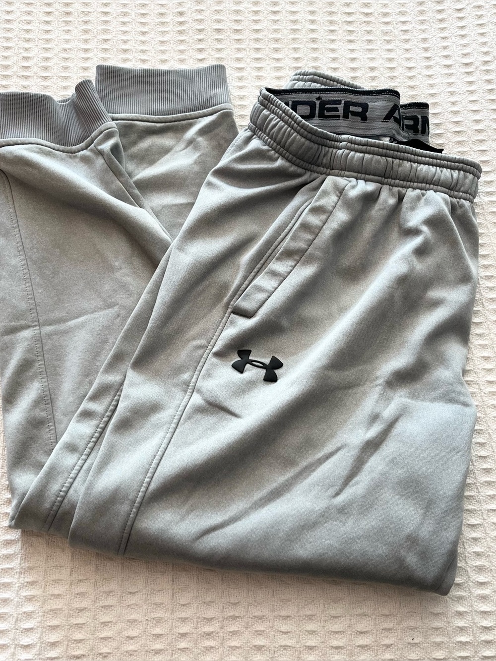 Under Armour grey loose joggers size Large